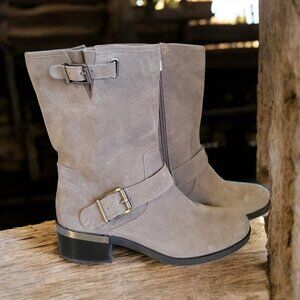 Vince Camuto Whyla Harness Style Tan Suede Side Zip Womens 8M